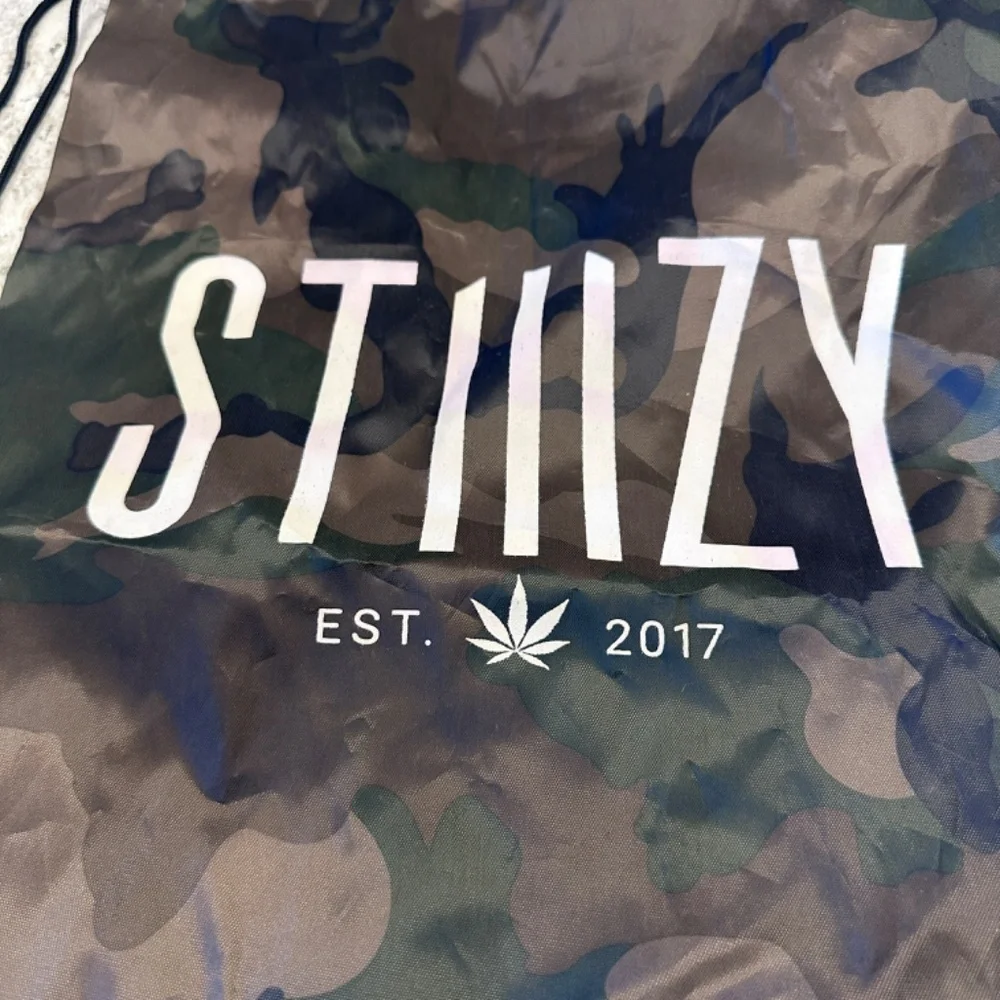 Stillzy‎ drawstring backpack style lightweight & thin